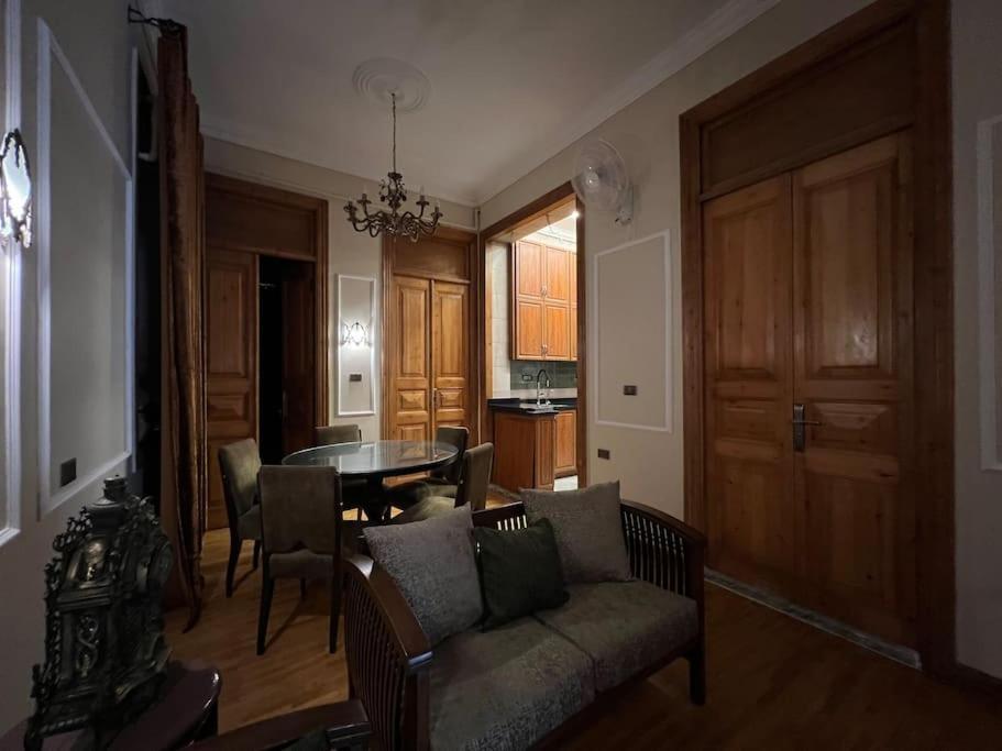 Authentic 3Br Apartment In Downtown, القاهرة المظهر الخارجي الصورة